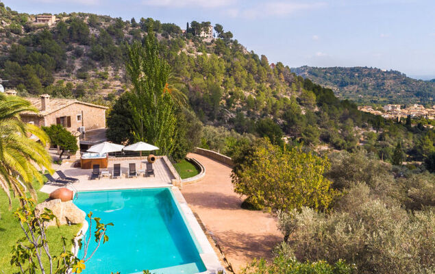 Santa Llucia - Photo 1