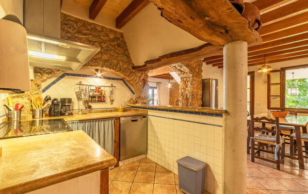 Santa Llucia - Photo 14