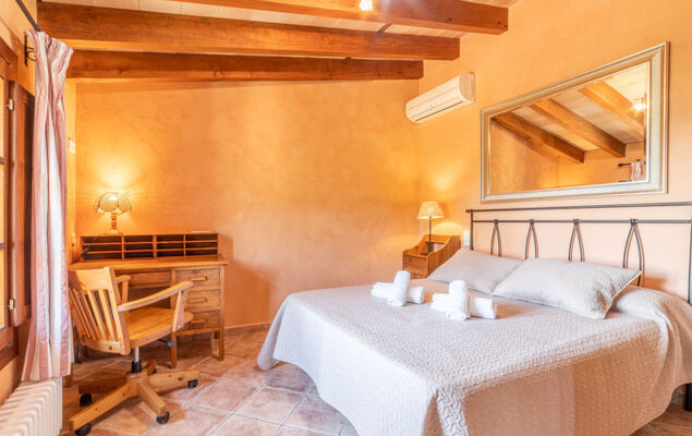 Santa Llucia - Photo 32