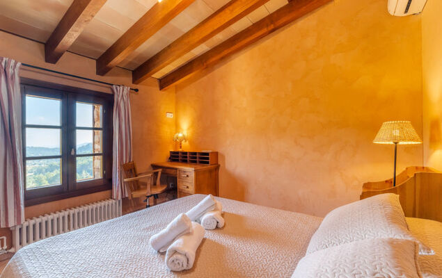 Santa Llucia - Photo 33