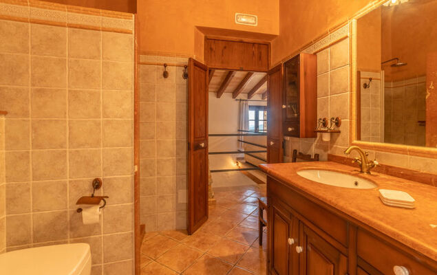 Santa Llucia - Photo 34