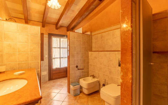 Santa Llucia - Photo 35