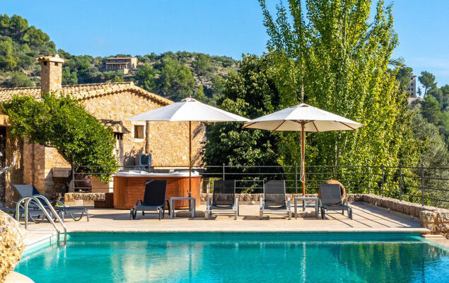 Santa Llucia - Photo 42