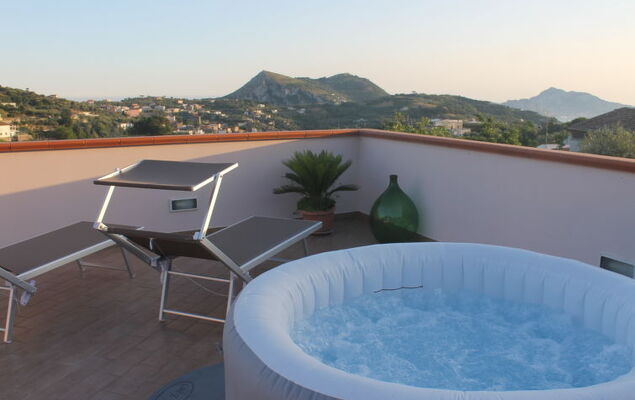 Albero di Giada - Photo 1